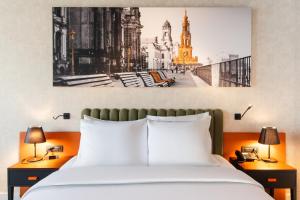 Postel nebo postele na pokoji v ubytování Crowne Plaza Podgorica by IHG + 37 fotografií