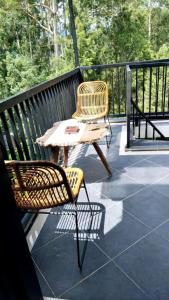 Billede fra billedgalleriet på Villa Kusuma Pinus 3 Bedroom with Pool i Batu