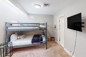 Postel nebo postele na pokoji v ubytování DeSoto Haven