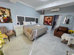 Μια τηλεόραση ή/και κέντρο ψυχαγωγίας στο Imbopha guesthouse