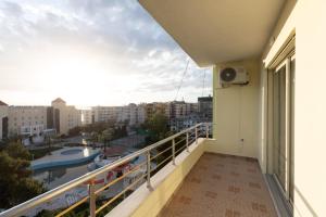 Μπαλκόνι ή βεράντα στο Sunset View Apartment Durres
