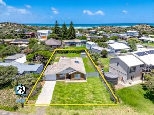 an aerial view of a house with a large yard at Coastal Charmer 3 Min Walk to Goolwa Beach in Goolwa South