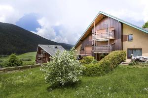 Výhľad na hory alebo výhľad na hory priamo z apartmánu
