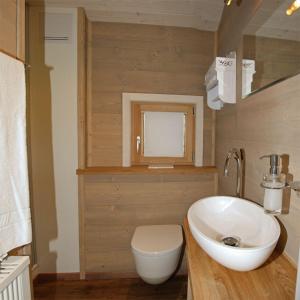 Ванная комната в Ferienhof und Baumhaushotel