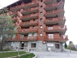 Budynek, w którym mieści się apartament