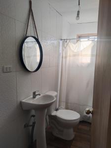 Koupelna v ubytování Cabaña con jacuzzi Olmué