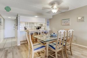 Kuchyň nebo kuchyňský kout v ubytování Enhanced Unit w Oceanview