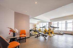 Gimnasio o equipo deportivo en 沃德酒店郑州大学高新校区店