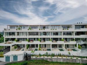 Το κτήριο όπου στεγάζεται  το διαμέρισμα