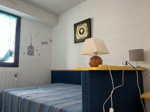 Posteľ alebo postele v izbe v ubytovaní Argelès sur Mer - Appartement 6 pers avec terrasse et parking - FR-1-309-375 + 2 fotografie
