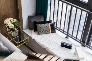 Posezení v ubytování 云享城居 SKY高空Loft公寓酒店 春熙路九眼桥店