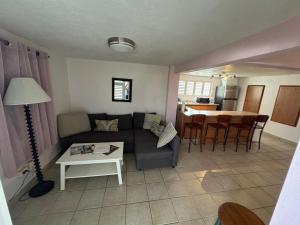 Posezení v ubytování Villa Coral Guesthouse