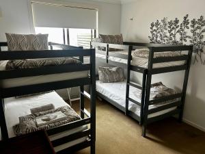 Ένα ή περισσότερα κρεβάτια σε δωμάτιο στο Aqua Apartment 2