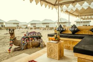 Pantai di atau dekat dengan perkhemahan mewah
