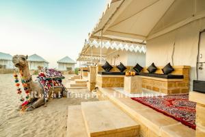 Gambar di galeri bagi Royal Empire Camp & Resort Jaisalmer di Sām