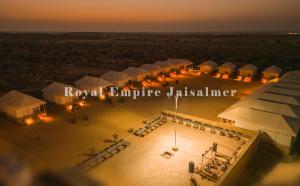 Gambar di galeri bagi Royal Empire Camp & Resort Jaisalmer di Sām