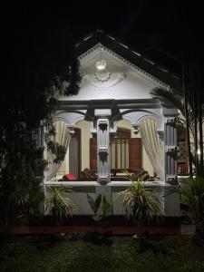 Zahrada ubytování Grand Villa Hikkaduwa