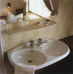 Koupelna v ubytování Hotel Jedermann