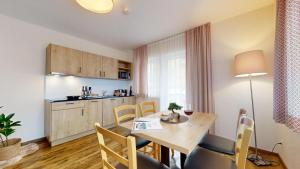 Kuchnia lub aneks kuchenny w obiekcie Pitztal Living Apartments