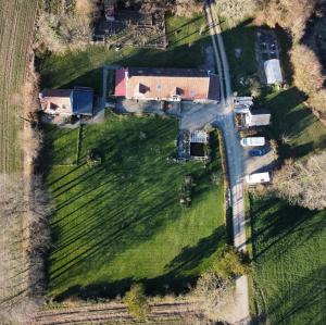 Vaade majutusasutusele Ferme de Noyes linnulennult