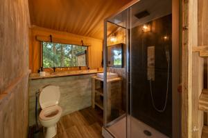Ένα μπάνιο στο Luxury Lodge +9 φωτογραφίες