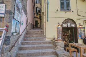 Ảnh trong thư viện ảnh của 294 - Il Mare alla Finestra Apartment - VISTA MARE E SPIAGGIA, nel Cuore di Vernazza e delle Cinque Terre ở Vernazza +24 ảnh