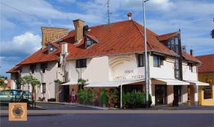 Budova, v ktorej sa hotel nachádza