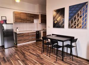 Kuchyňa alebo kuchynka v ubytovaní Apartament Premium