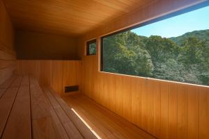 Üldine mäevaade või majutusasutusest amarancia cottage hugging nature house pildistatud vaade