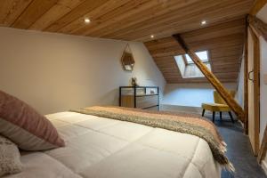 Pépite Alpine - Centre ville - WIFI客房内的一张或多张床位