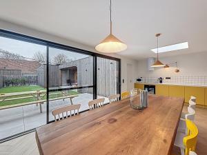 Kuchyň nebo kuchyňský kout v ubytování Maison Martha in Oostduinkerke