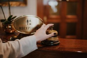 Majutusasutuses Historic Boutique Hotel Cattaro olev sertifikaat, autasu, silt või muu dokument