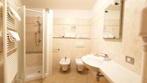 Koupelna v ubytování Albergo Ristoro Sitten - 2300 mt