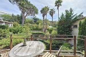 Zdjęcie z galerii obiektu House 95m in a quiet area in Saint-Tropez w Saint-Tropez