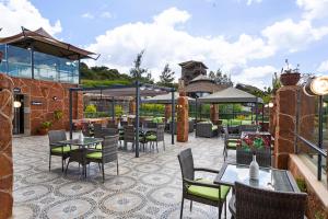 Lerruat Log Resort餐厅或其他用餐的地方