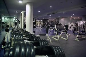 Gimnasio o instalaciones de fitness de Manazel Aldiafa Serviced Apartment