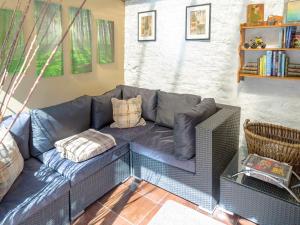 Posezení v ubytování Fern Cottage + 14 fotografií