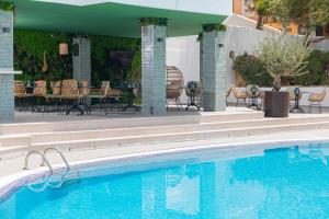 Bazén v ubytování MarSenses Natura Olea Hotel - Adults Only nebo v jeho okolí
