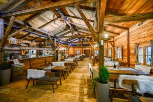 Restaurace v ubytování Das ACKER Hotel