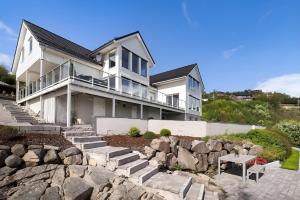 Budova, kde se vila nachází