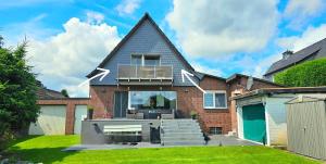 Το κτήριο όπου στεγάζεται  το διαμέρισμα