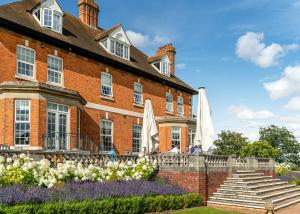 Κήπος έξω από το The Astbury Golf And Lodge Resort