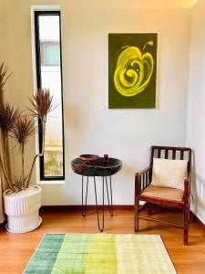 Gallery image of Black City Cafe in Dali