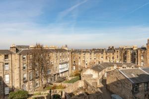Udsigt til Edinburgh eller udsigt til byen taget fra lejligheden