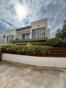 Budova, kde se prázdninový dům nachází + 78 fotografií