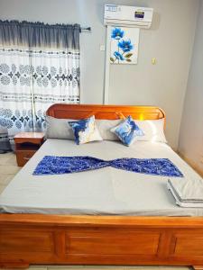 Postel nebo postele na pokoji v ubytování Estepona Playa