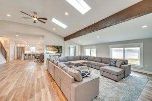 Fotografie z fotogalerie ubytování Views, Swimming and Family Fun Chapman Lake Retreat v destinaci Warsaw