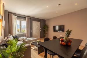 Posedenie v ubytovaní Semiso Beach Suites