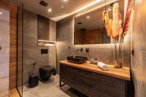 Kúpeľňa v ubytovaní Semiso Beach Suites