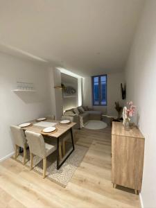 Foto dalla galleria di La Douce Escale Hyper centre a Carcassonne